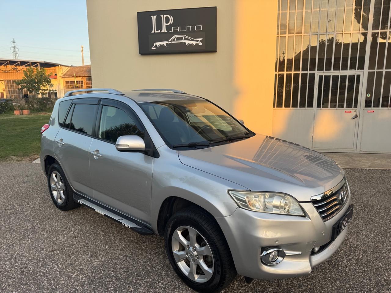 Toyota RAV 4 RAV4 Crossover 2.2 D-4D 150 CV DPF Exclusive
