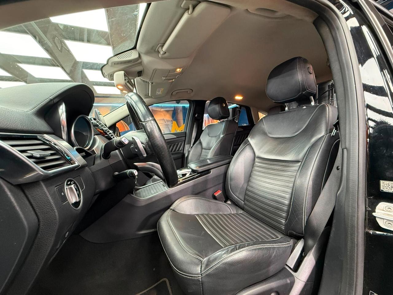 Mercedes-benz GLE 350 d 4Matic Coupé Premium Plus AMG (823)
