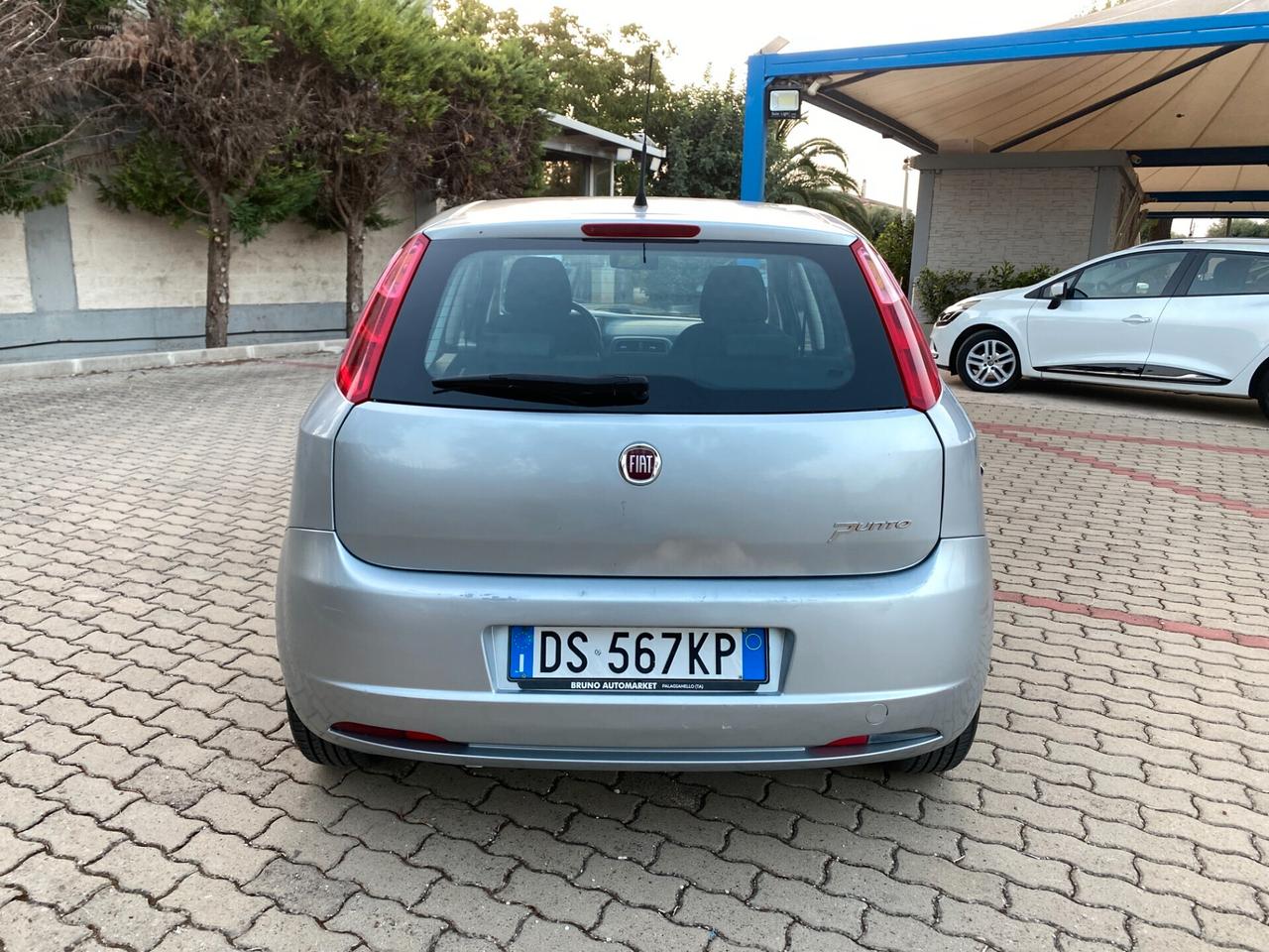 Fiat Grande Punto 1.2 5 porte Dynamic---POSSIBILITA' collaborazione stock auto per commercianti ---