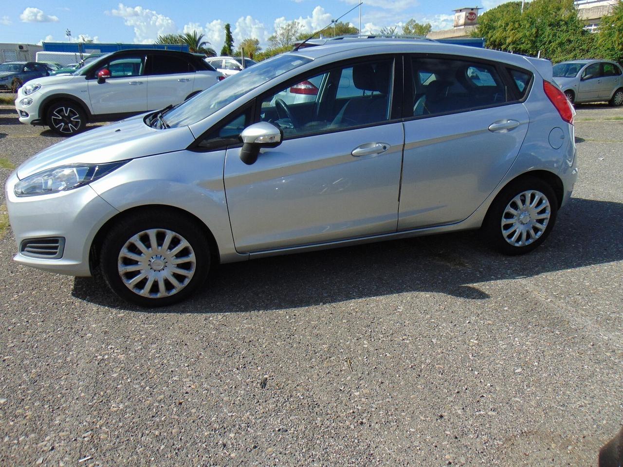lancia ypsilon 1.3 mjt