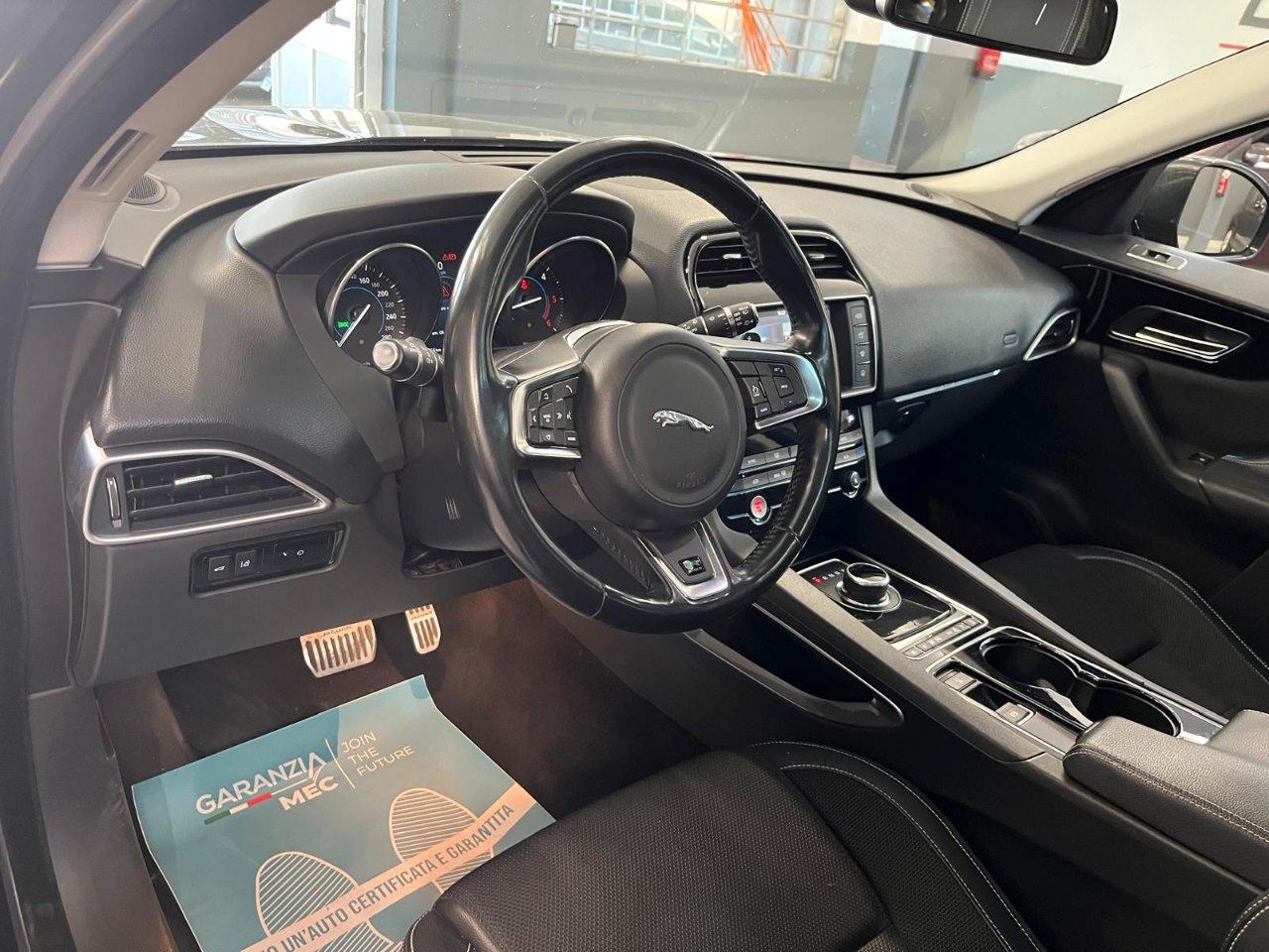Jaguar F-Pace 2.0d R-Sport awd 180cv auto