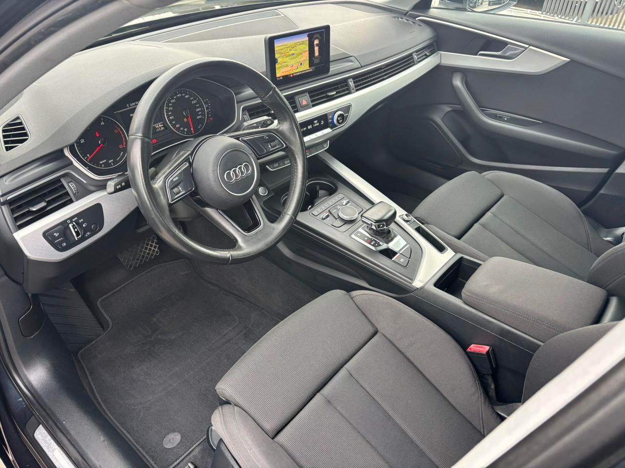 Audi A4 2.0 TDI 150 CV ultra S tronic Business Sport