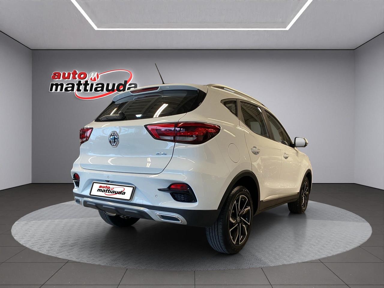 Mg ZS 1.5 Luxury