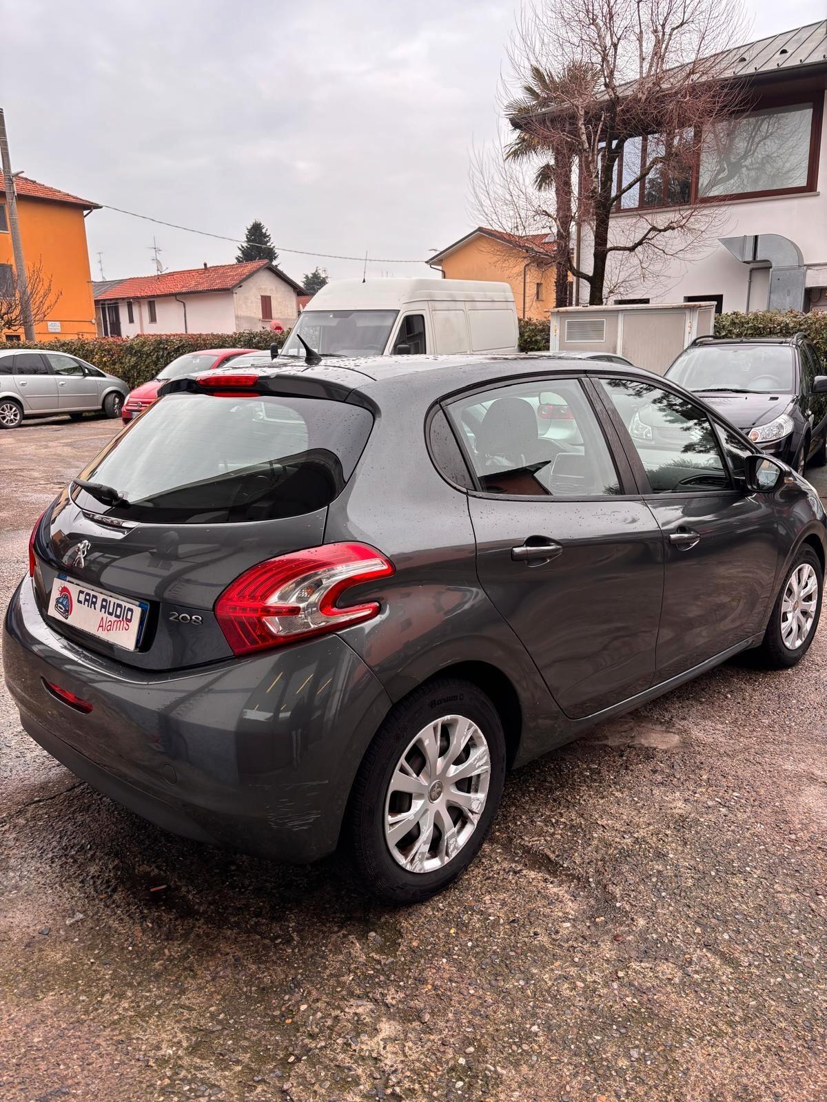 Peugeot 208 1.2 VTi 82 CV 5 porte Active - NEOPATENTATI