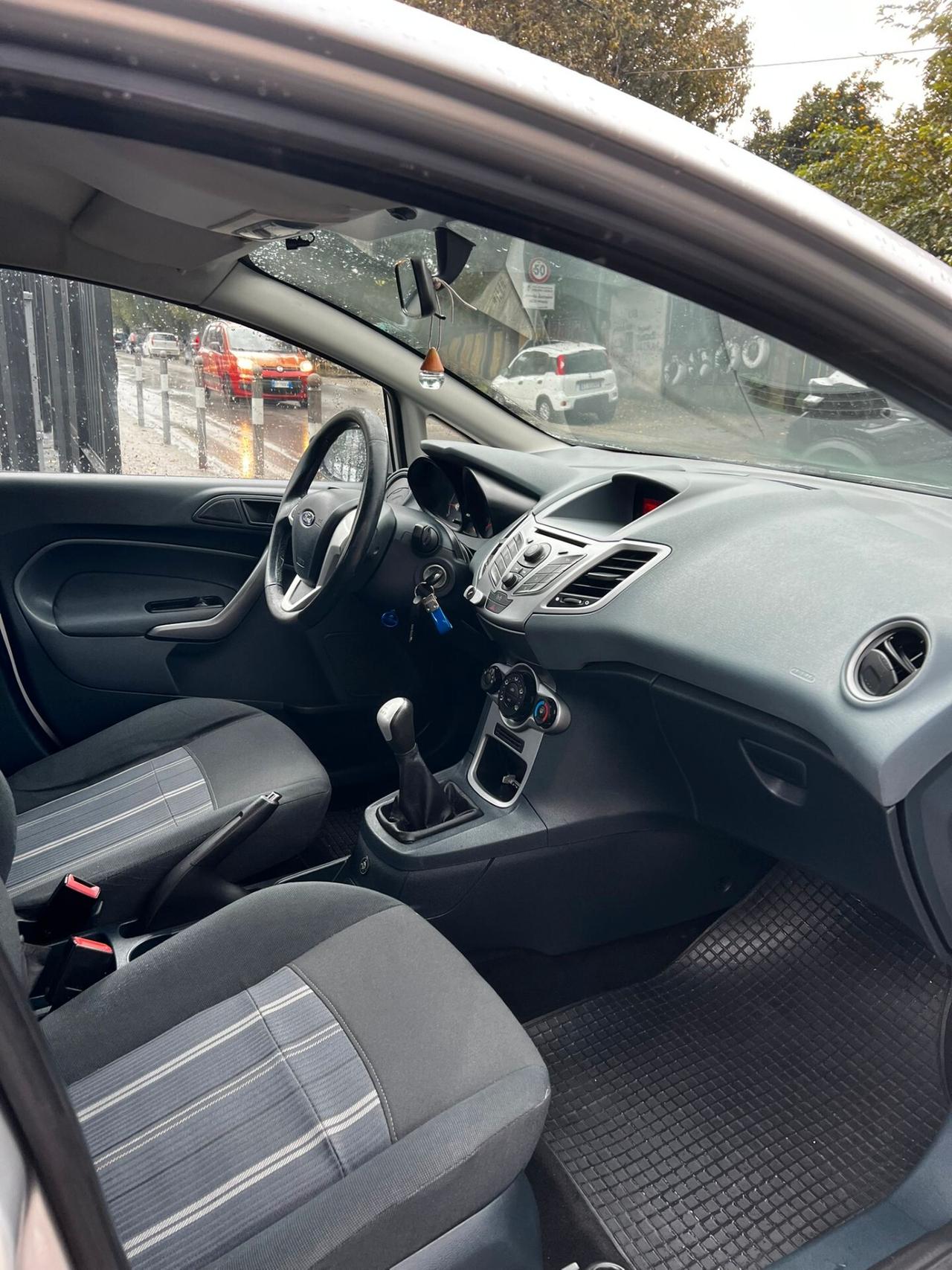 Ford Fiesta 1.4 96CV aut. 5 porte Titanium