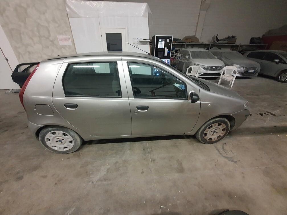 Fiat Punto 1.2 5p. Active Natural Power