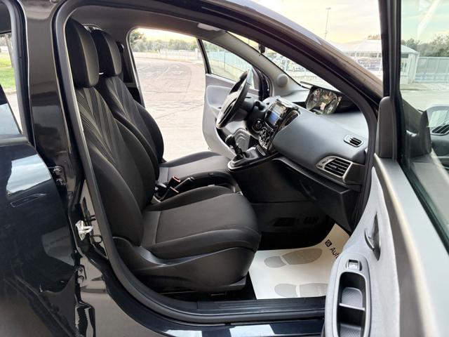 LANCIA Ypsilon 1.0 FireFly 5 porte S&S Hybrid Gold 5 posti