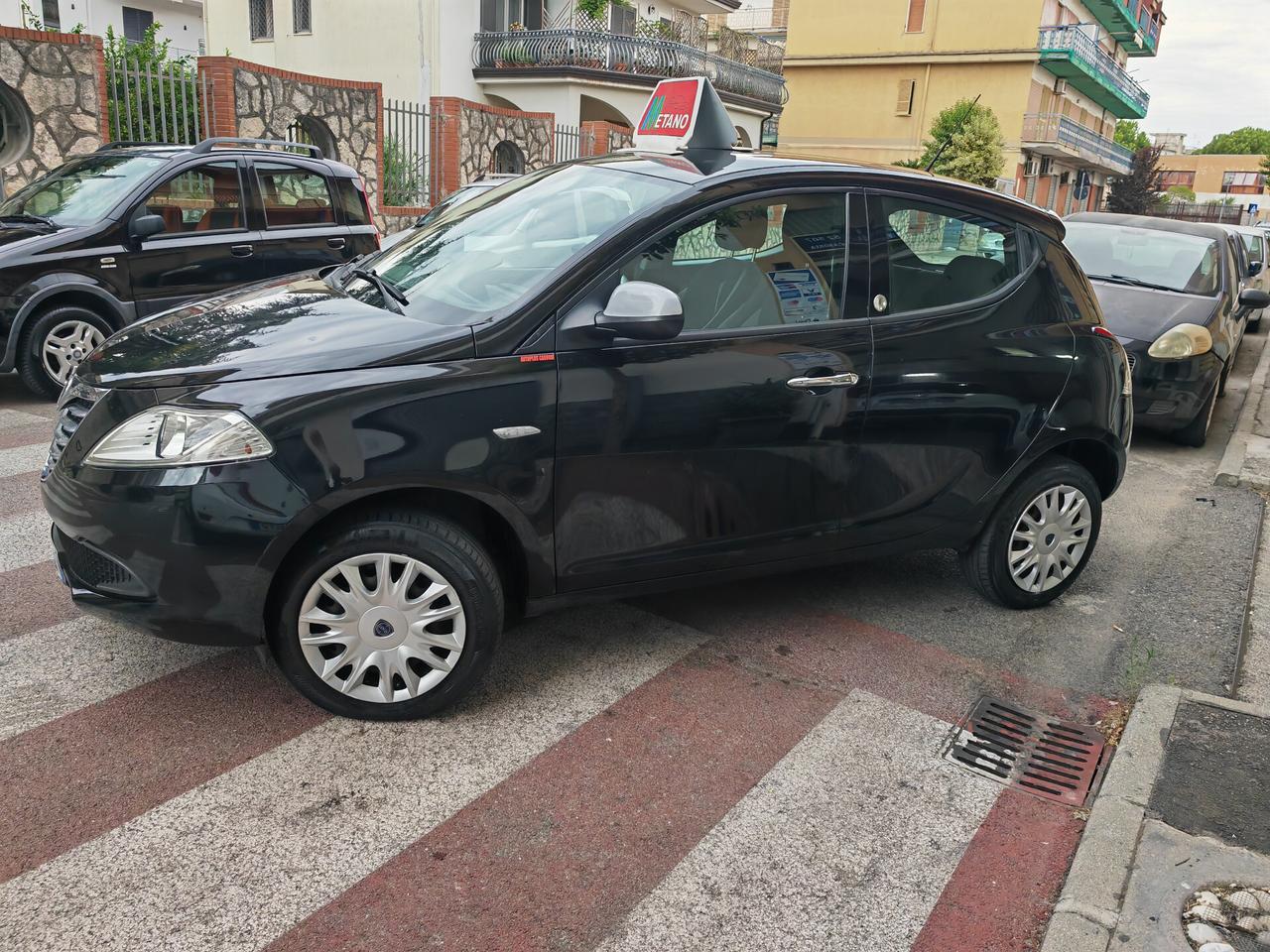LANCIA YPSILON 0.9 ECOCHIC GOLD CV84 KW62