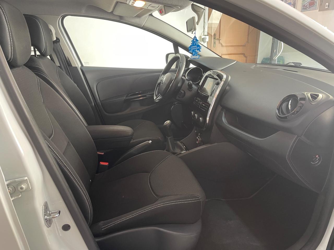 Renault Clio 1.5 DCI 75CV