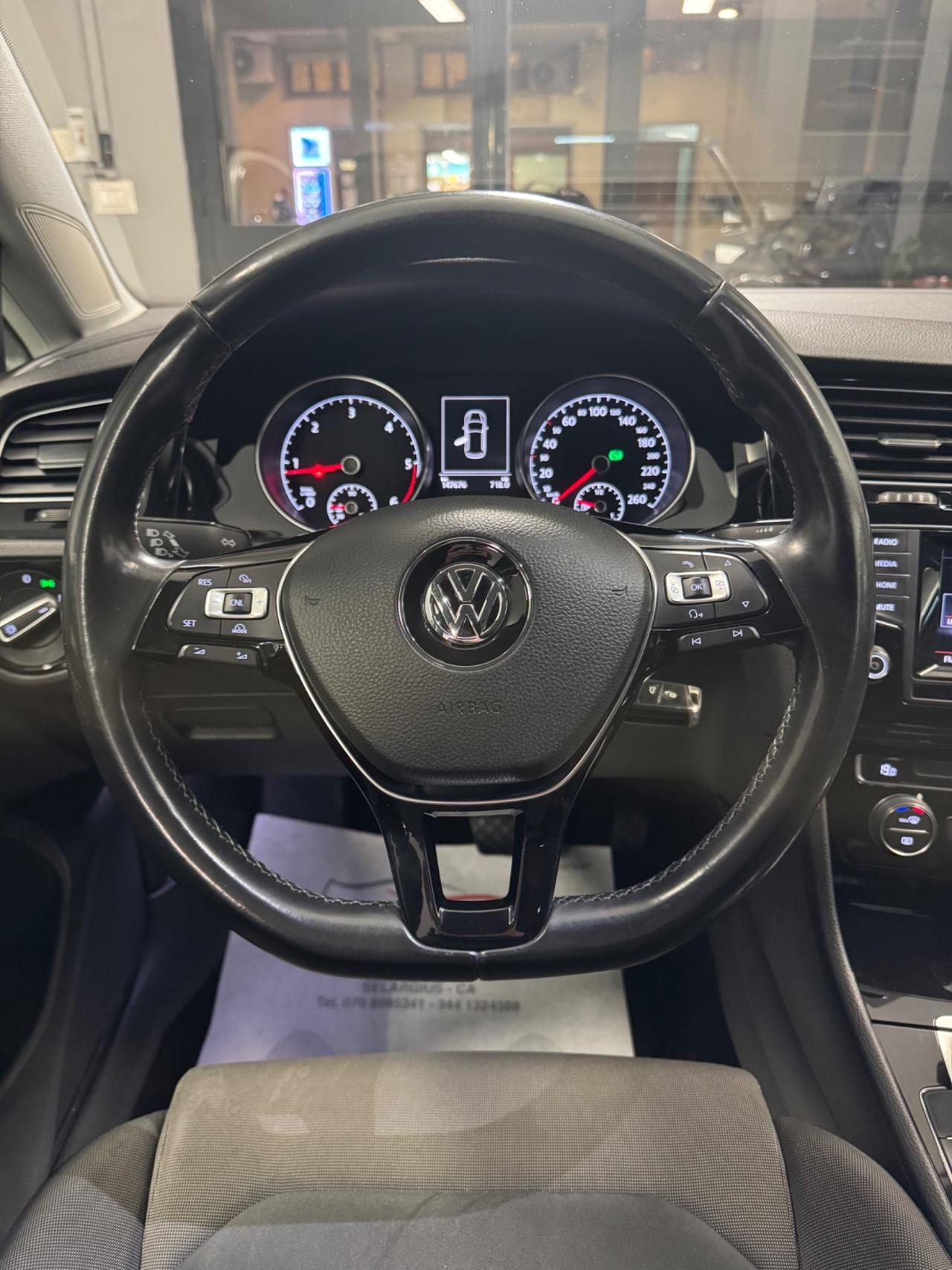 Volkswagen Golf 1.6 TDI DSG 5p. Highline Finanziabile