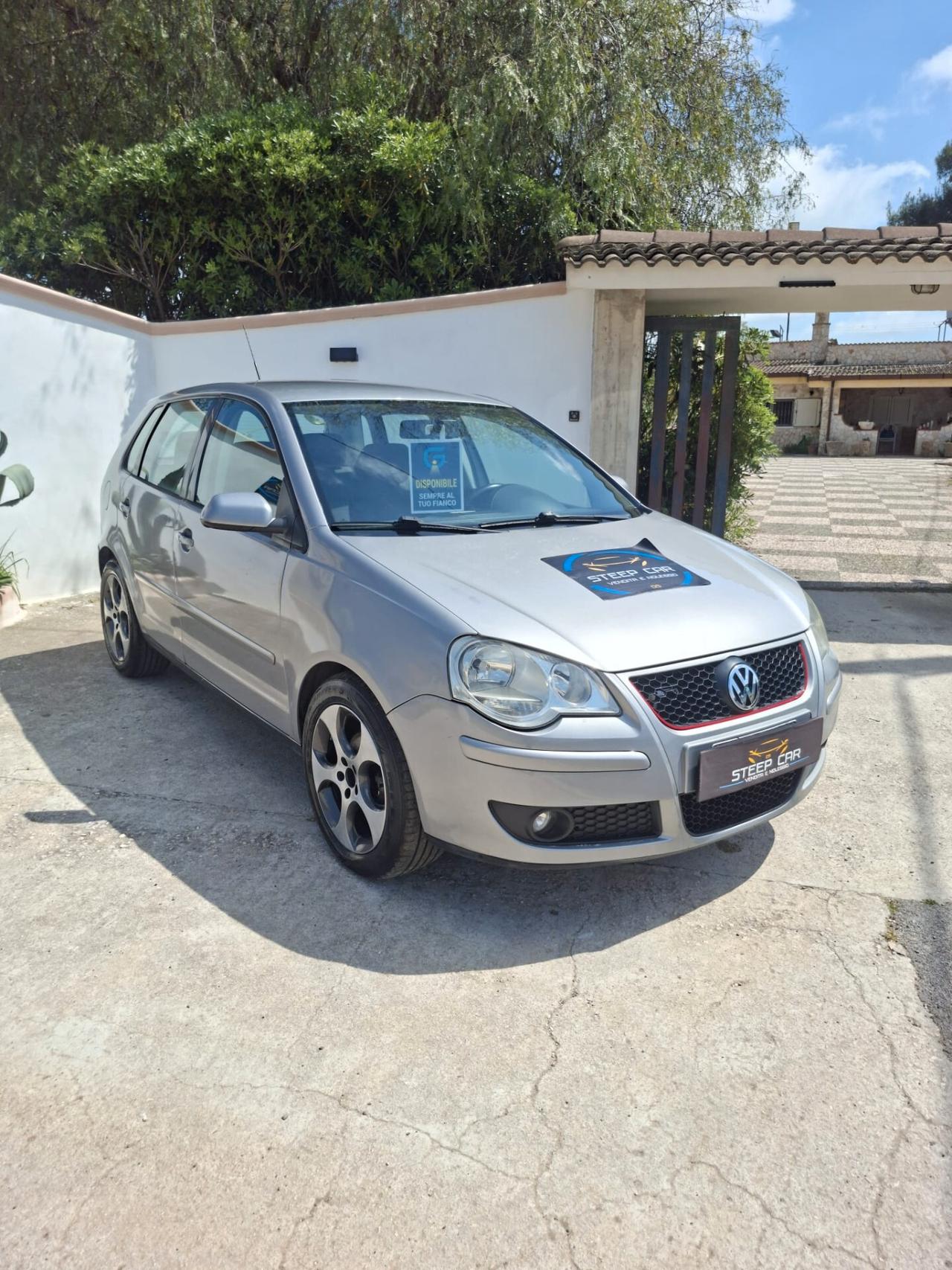 Volkswagen Polo 1.4/69CV TDI 5p. Sportline motore revisionato