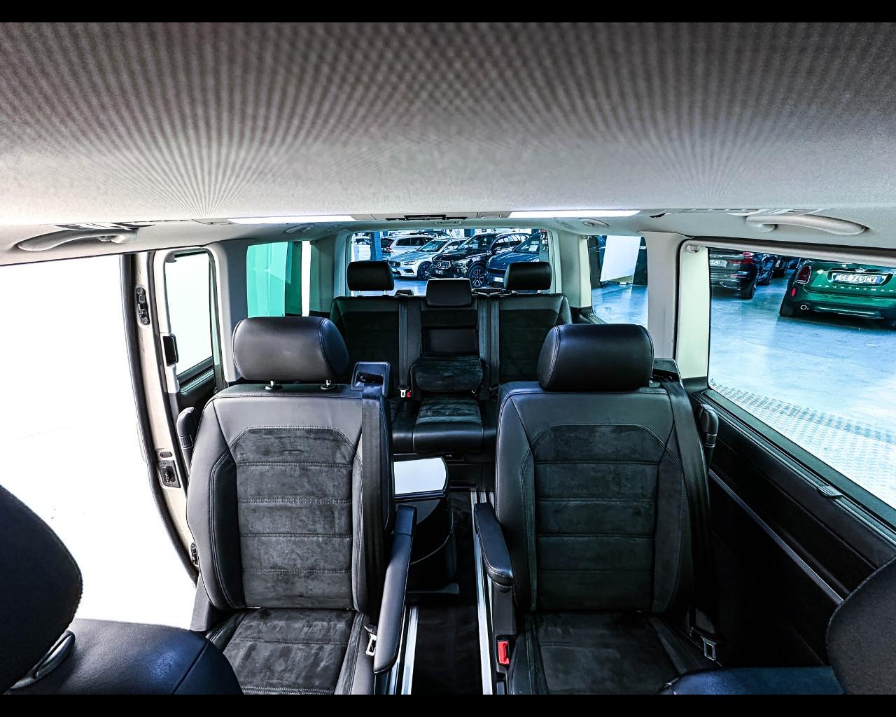 VOLKSWAGEN Multivan 6ª '15-'24 - Multivan 2.0 TDI 150CV 4Motion Highlin