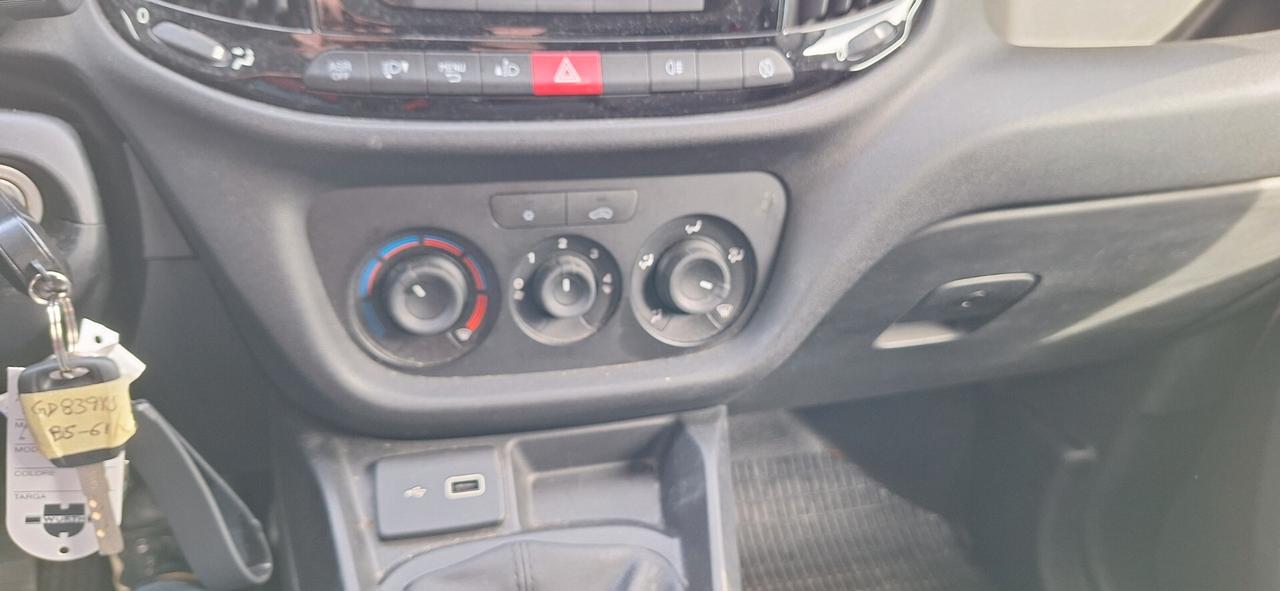 Fiat Doblo Doblò 1.6 MJT 120CV S&S PC-TN Cargo Lounge 3 POSTI