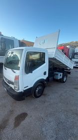 Nissan Cabstar ribaltabile trilaterale