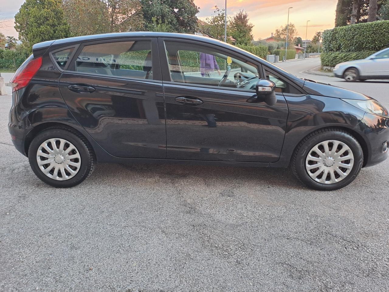 Ford Fiesta 1.4 TDCi 5p. Ghia