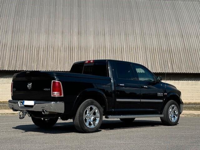 DODGE RAM 1500 LARAMIE 4x4