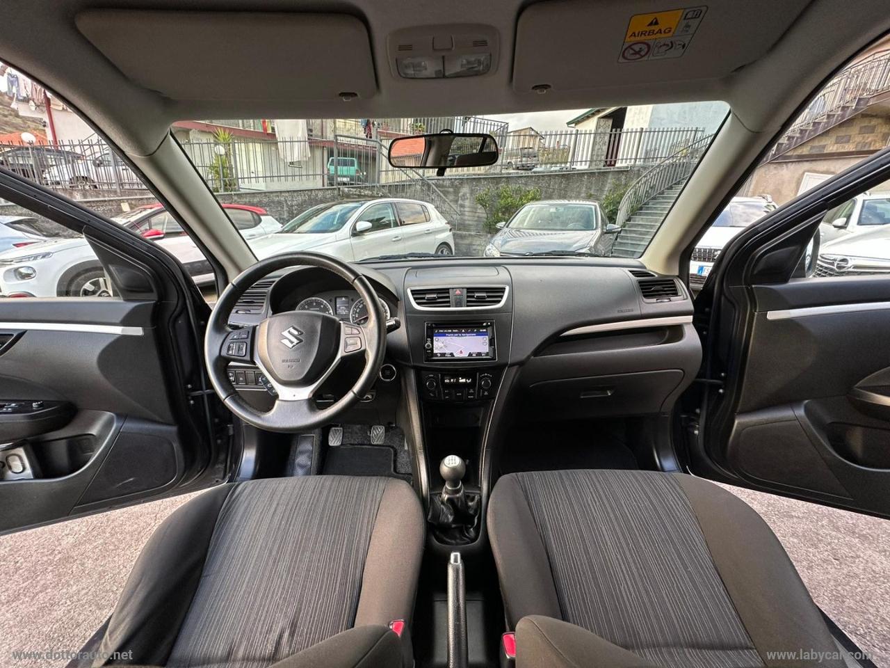 SUZUKI Swift 1.3 DDiS 5p. B-Top Bi-Color