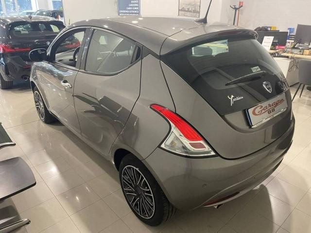 Lancia Ypsilon III 1.0 firefly hybrid Gold s&s 70cv