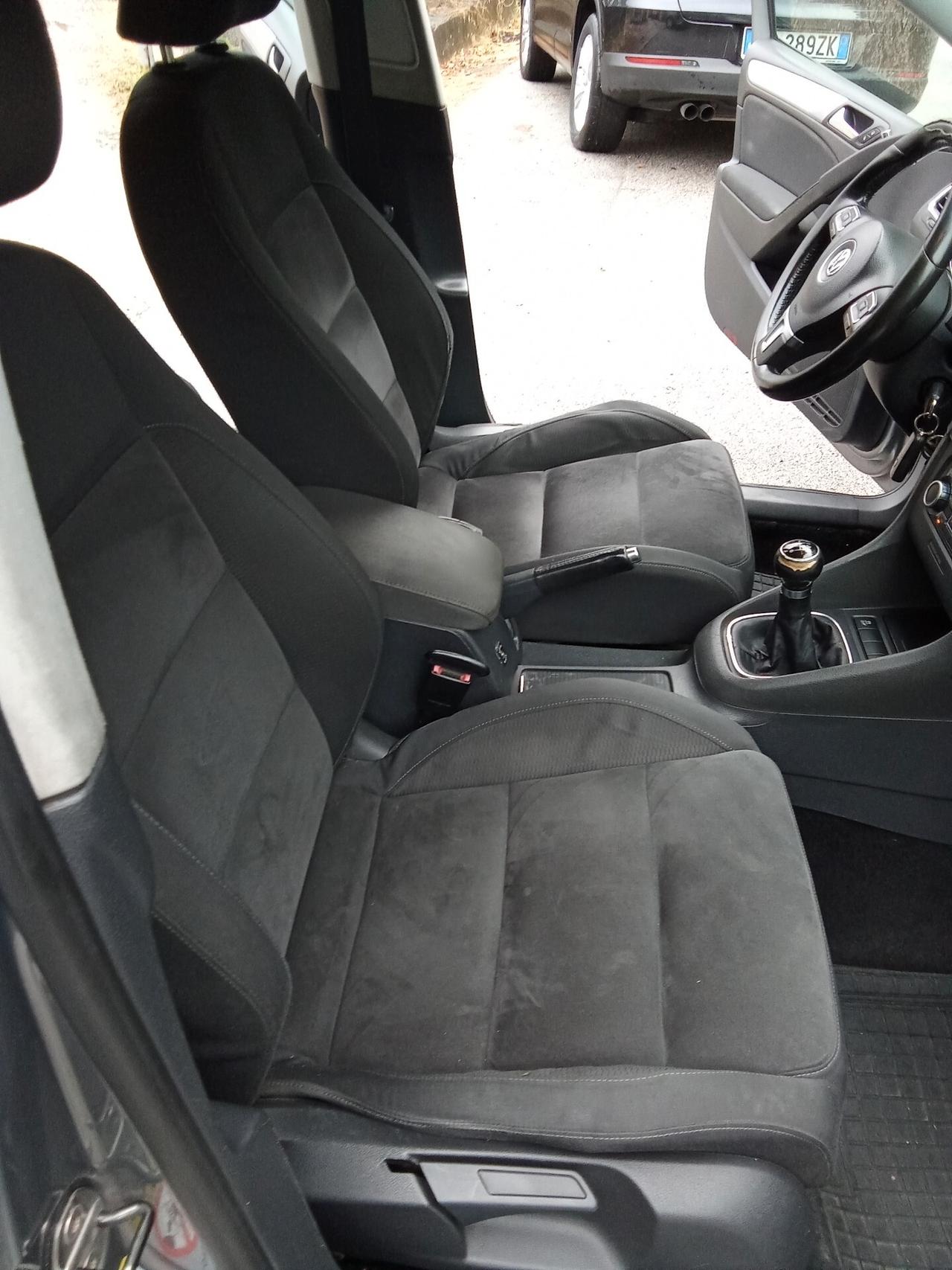 Volkswagen Golf 2.0 TDI 140CV DPF 5p. 011