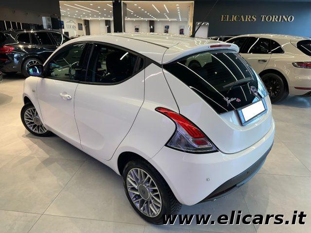 LANCIA Ypsilon 1.2 69 CV 5 porte GPL Ecochic Gold