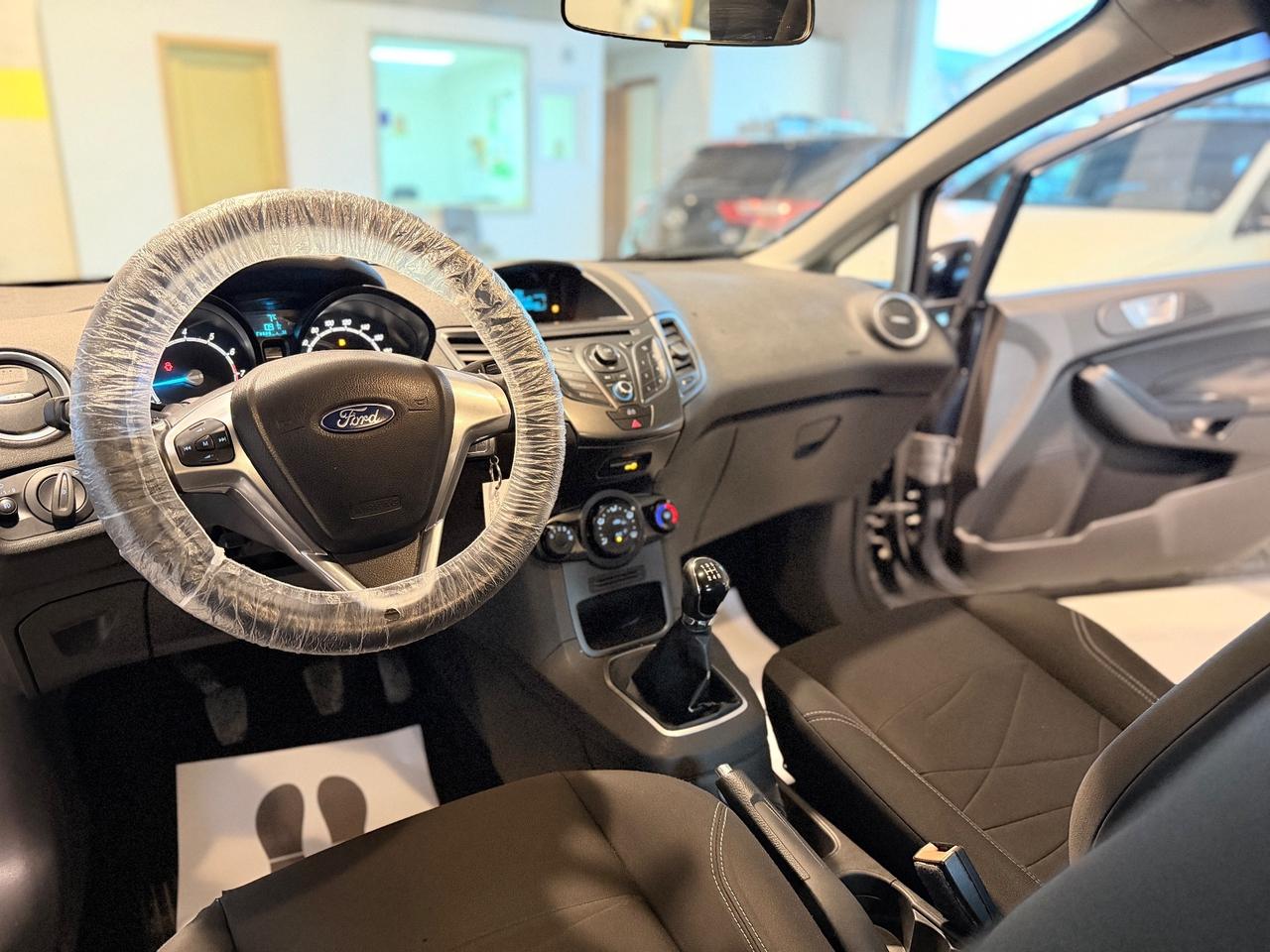 Ford Fiesta 1.4 5p. Bz.- GPL Titanium 2015