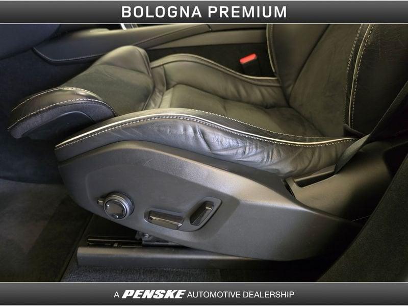 Volvo XC90 B5 (d) AWD Geartronic R-design