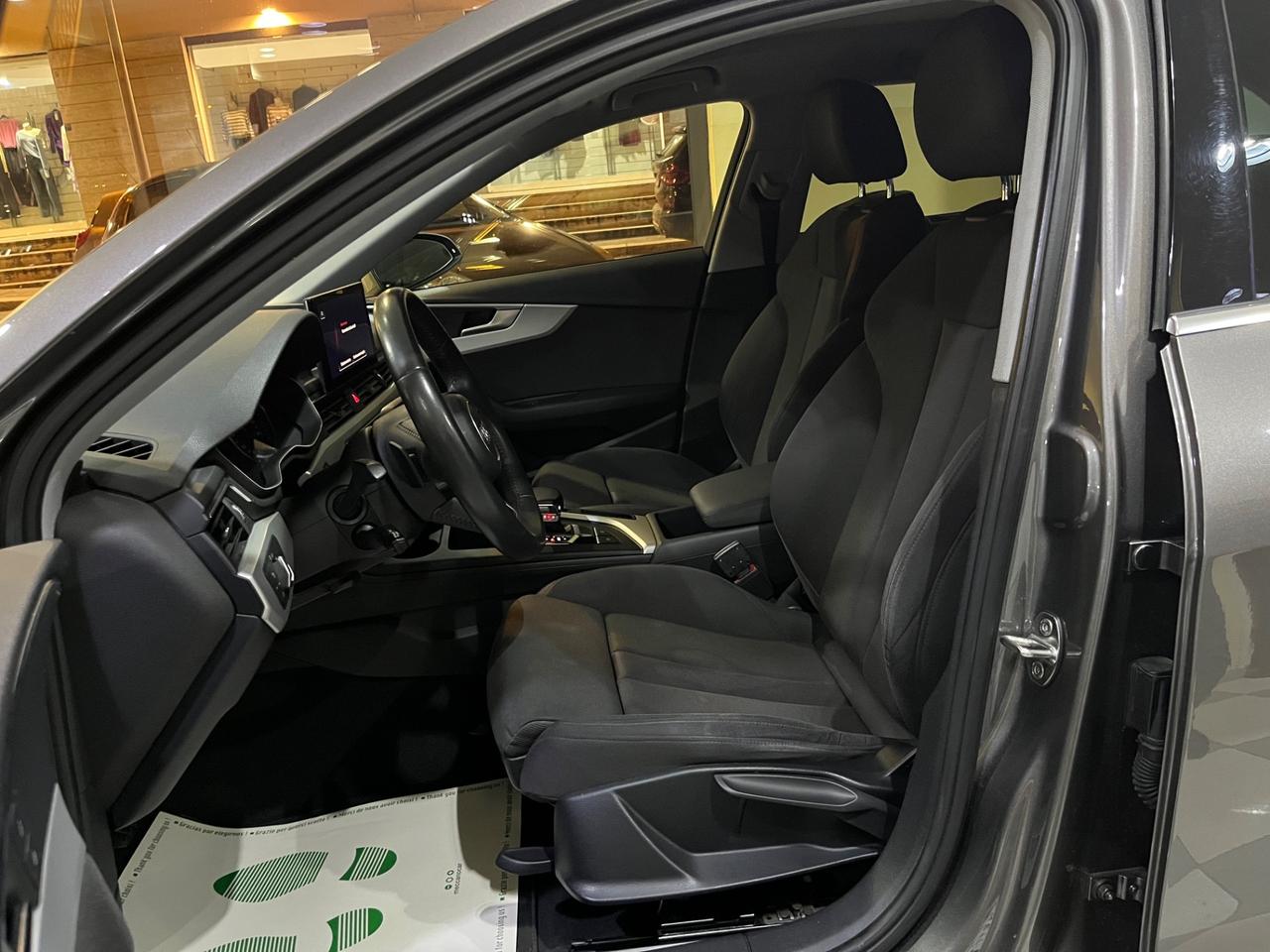 Audi A4 40 TDI S tronic Business