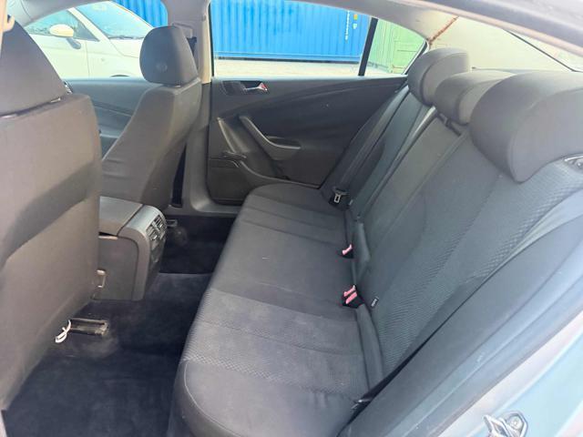 VOLKSWAGEN Passat 1.9 TDI/105CV DPF BlueMotion senza lavoro da fare