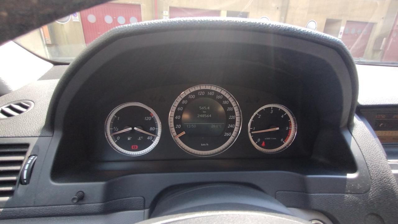 Mercedes-benz C 220 C 220 CDI BlueEFFICIENCY Avantgarde