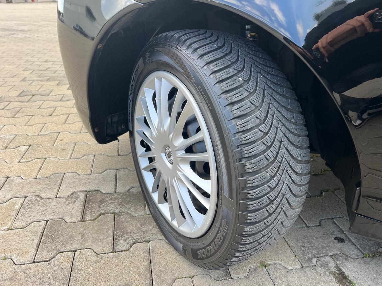 Lancia Ypsilon 1.4 GPL Ecochic Platino - 2009