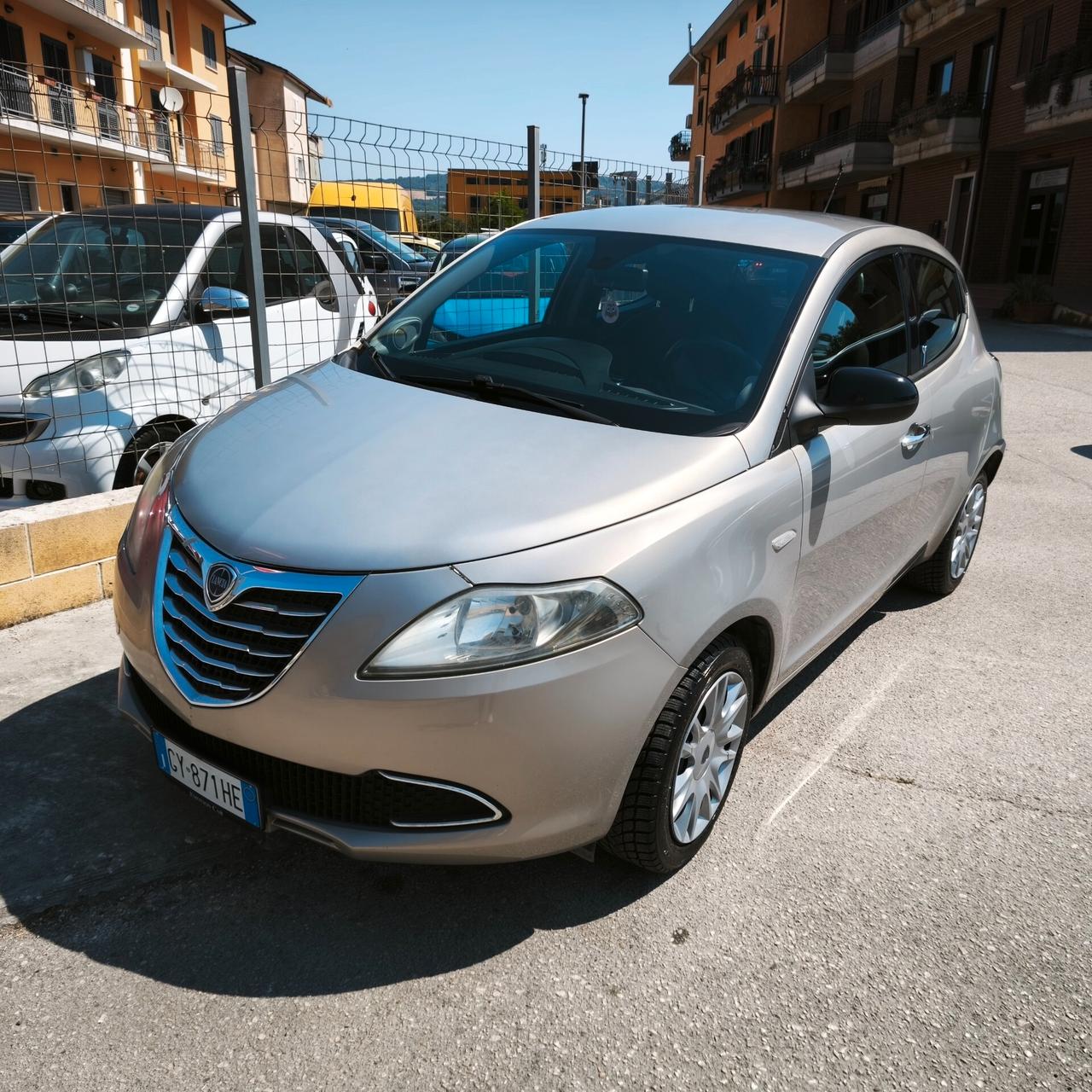 Lancia Ypsilon 1.3 MJT 16V 95 CV 5 porte S&S Gold