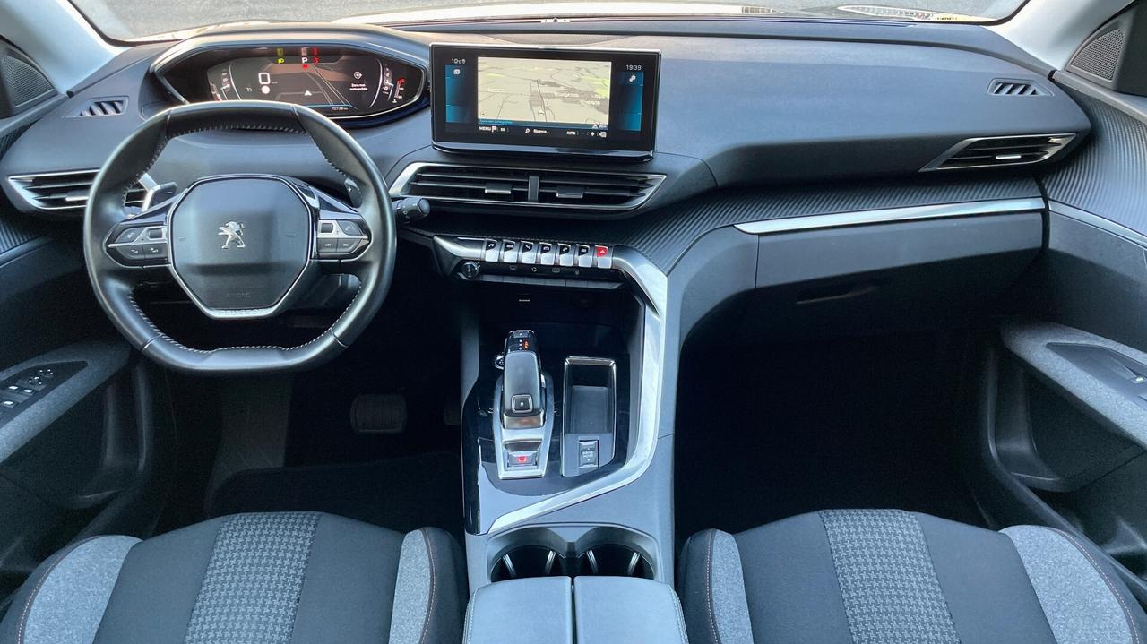 PEUGEOT 3008 1.5 BLUEHDI ALLURE 131CV - FULL LED, VIRTUAL COCKPIT, NEOPATENTATI