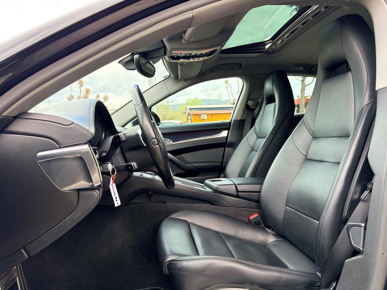 Porsche Panamera 3.0 Diesel 300cv da vetrina