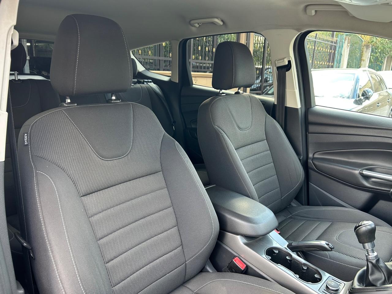 Ford Kuga 2.0 TDCI 120 CV S&S 2WD Titanium