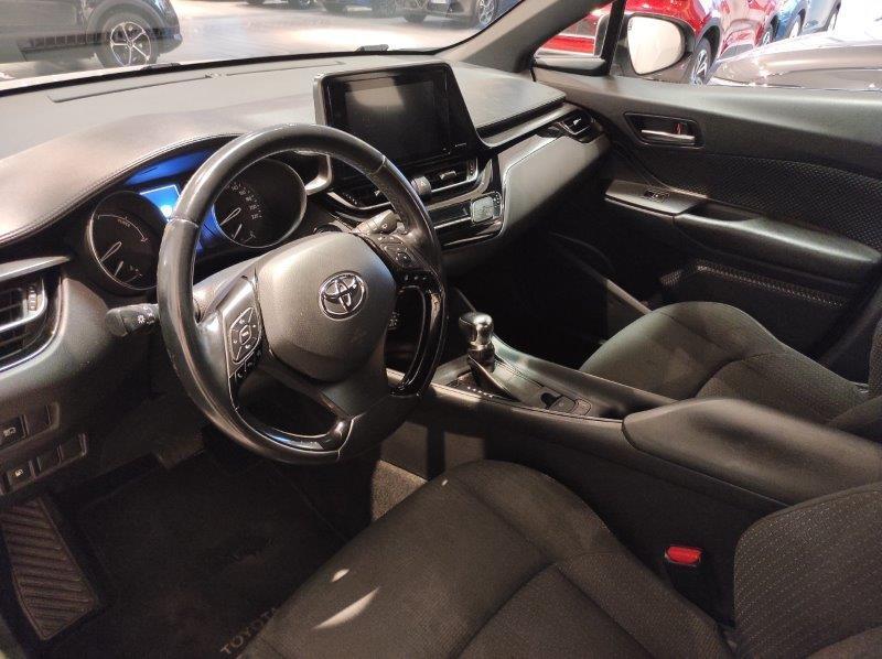 TOYOTA C-HR - C-HR 1.8 Hybrid E-CVT Business