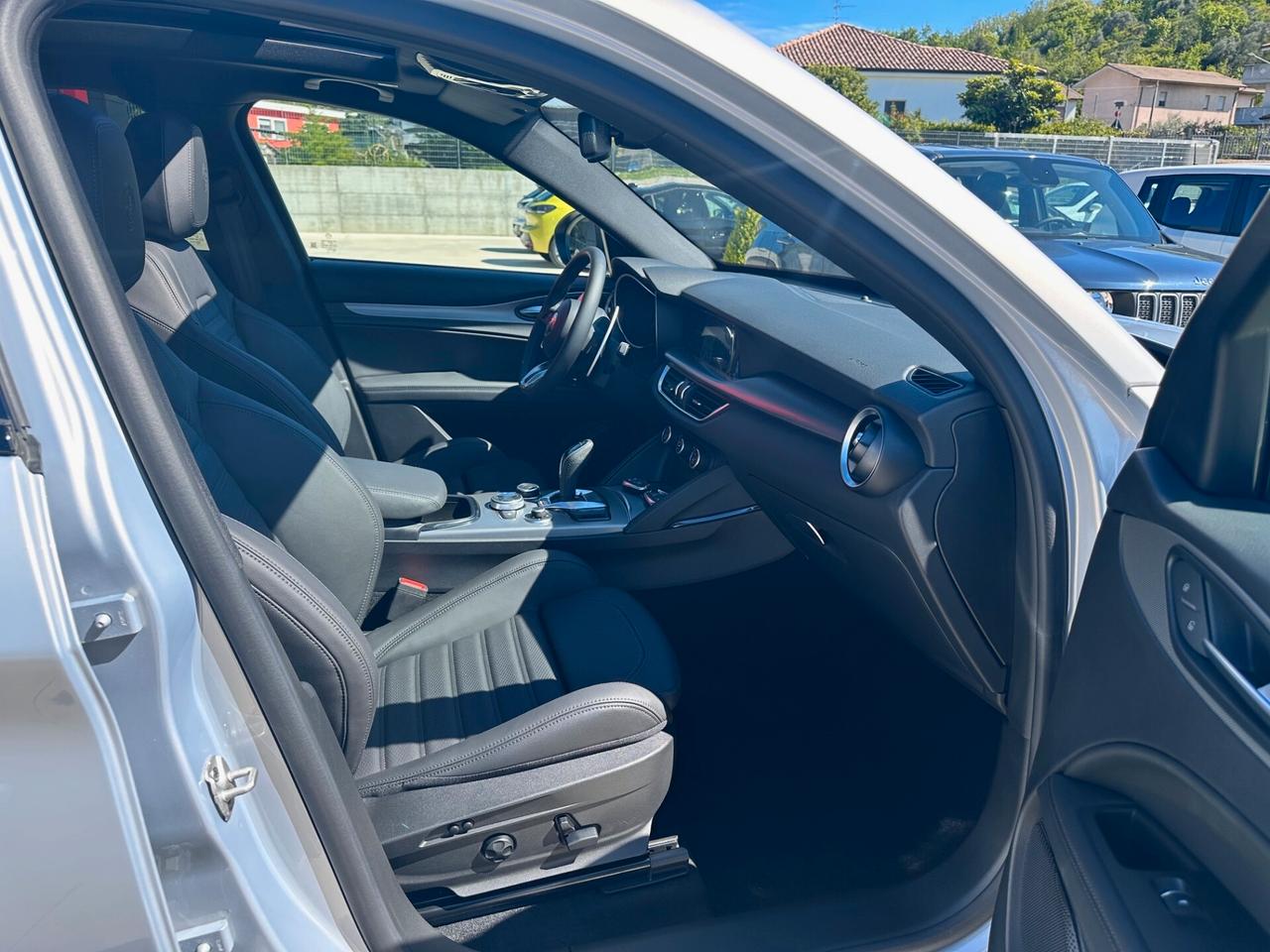 Alfa Romeo Stelvio 2.2 TD 210 CV AT8 Q4 Veloce KM0