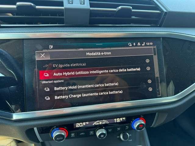 Audi Q3 45 HYBRID PLUG-IN 1.4 tfsi e Business s-tronic