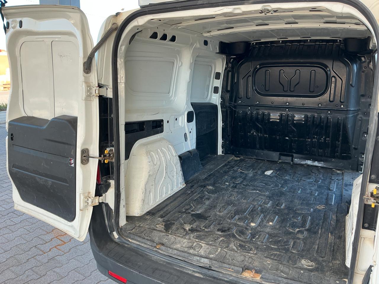 Fiat Doblo Doblò 1.6 MJT 105CV PL-TN Cargo Maxi Lamierato