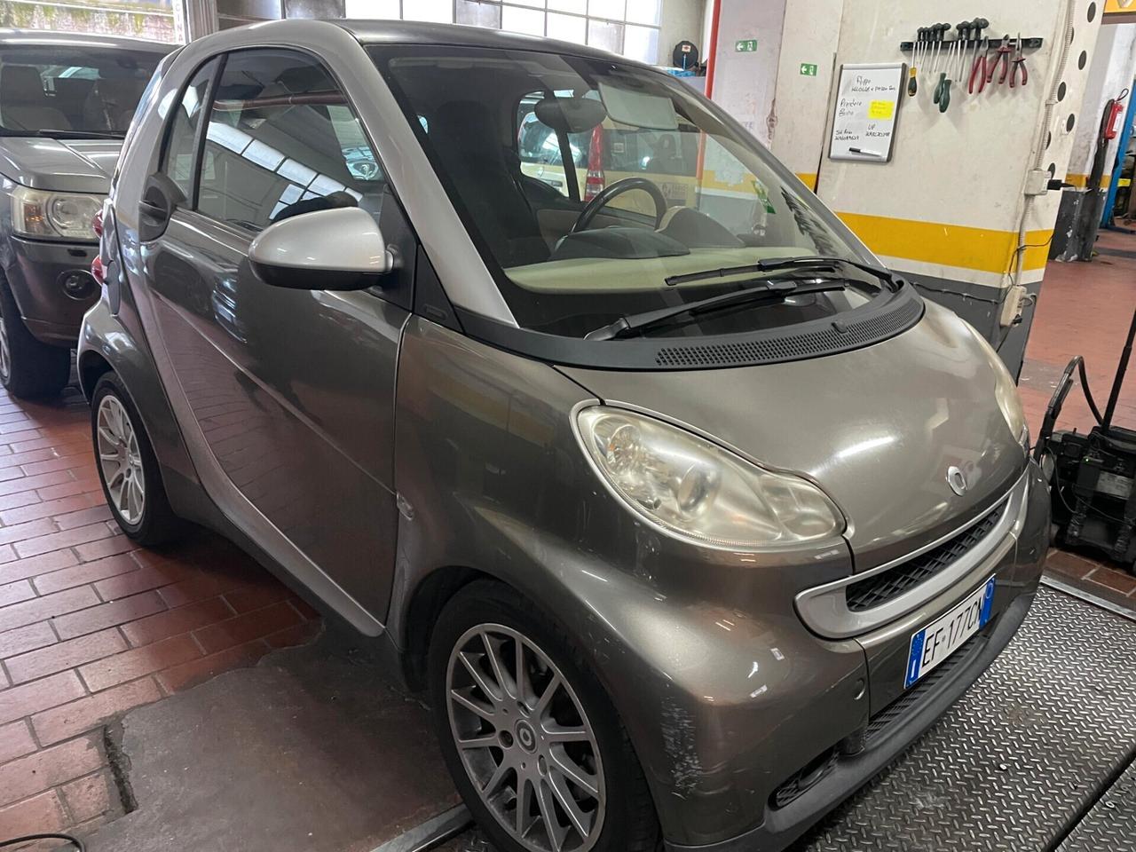 Smart ForTwo 1000 52 kW coupé passion
