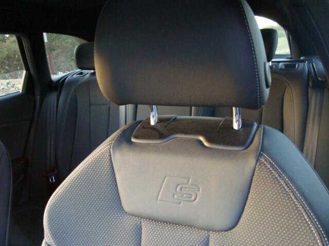 Audi A4 Avant tdi MHEV 2024 quattro S tronic line edition