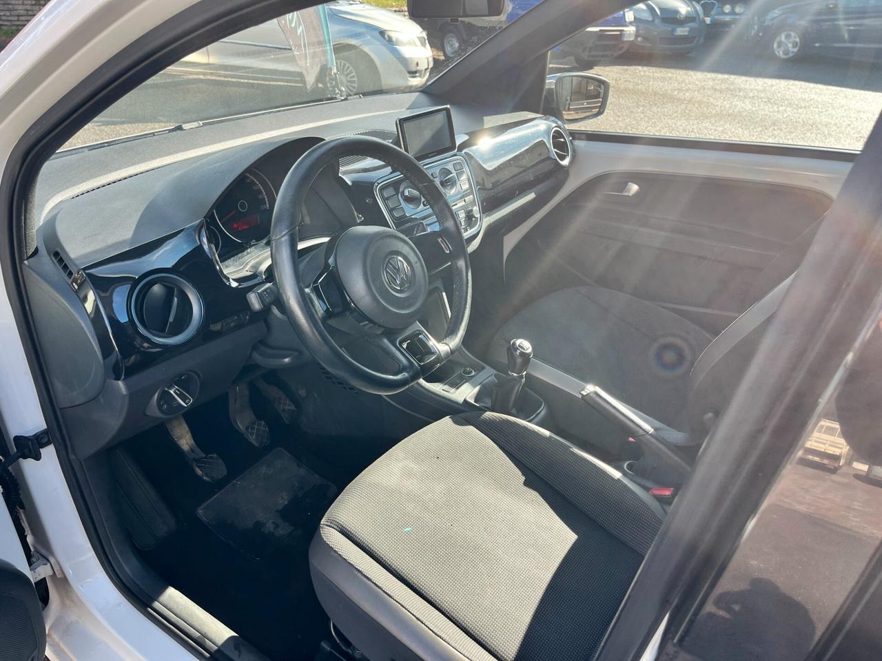 Volkswagen up! 1.0 75 CV 5p. high