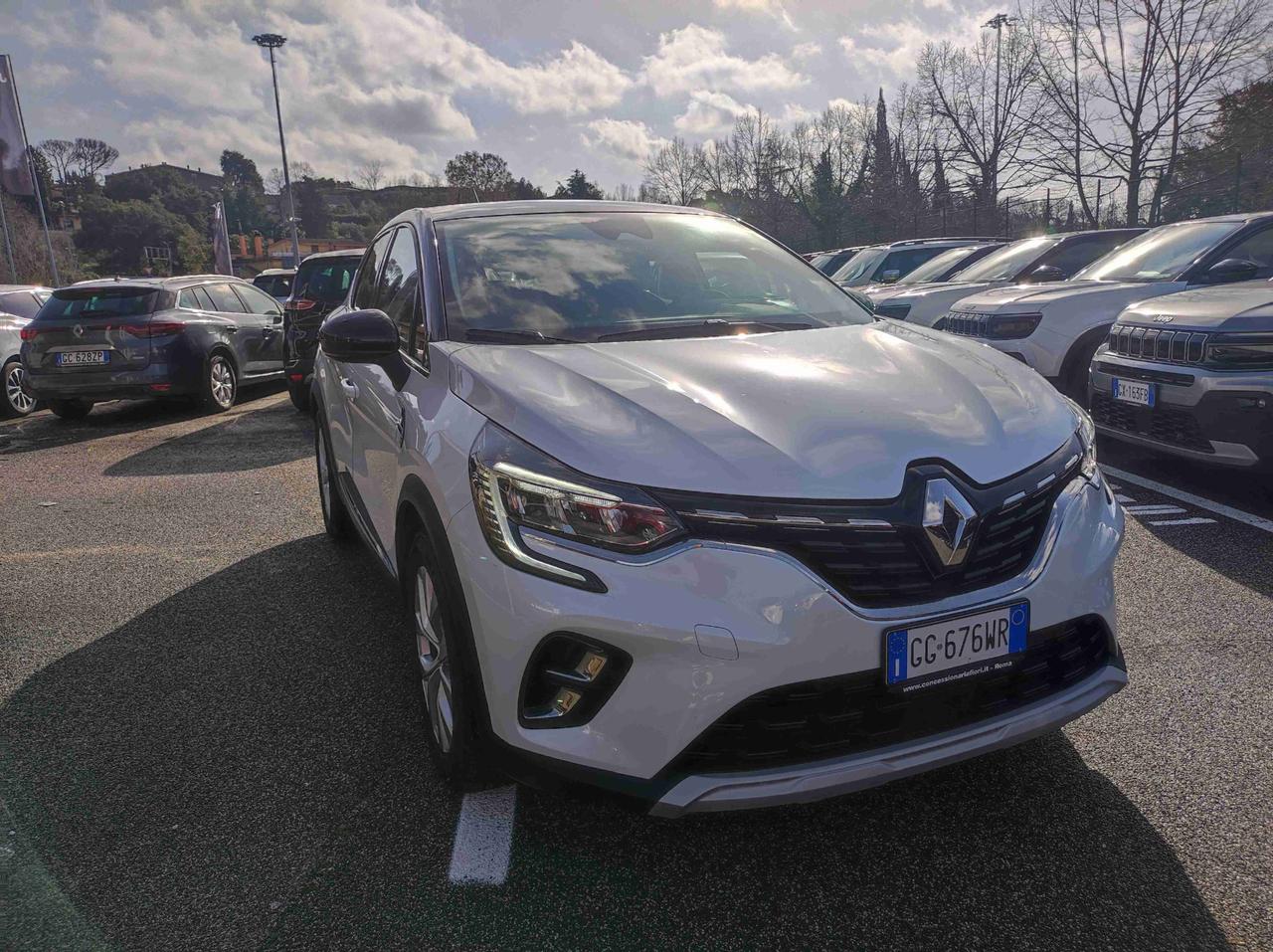 RENAULT Captur II 2019 - Captur 1.6 E-Tech hybrid Intens 145cv auto