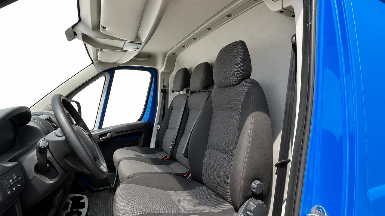 Peugeot Boxer 330 2.2 bluehdi 140 s&s pc-tn furgone