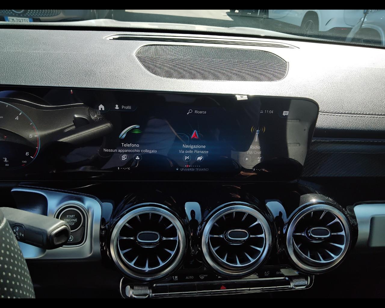 Mercedes-Benz GLB - X247 2019 - GLB 200 d Premium auto