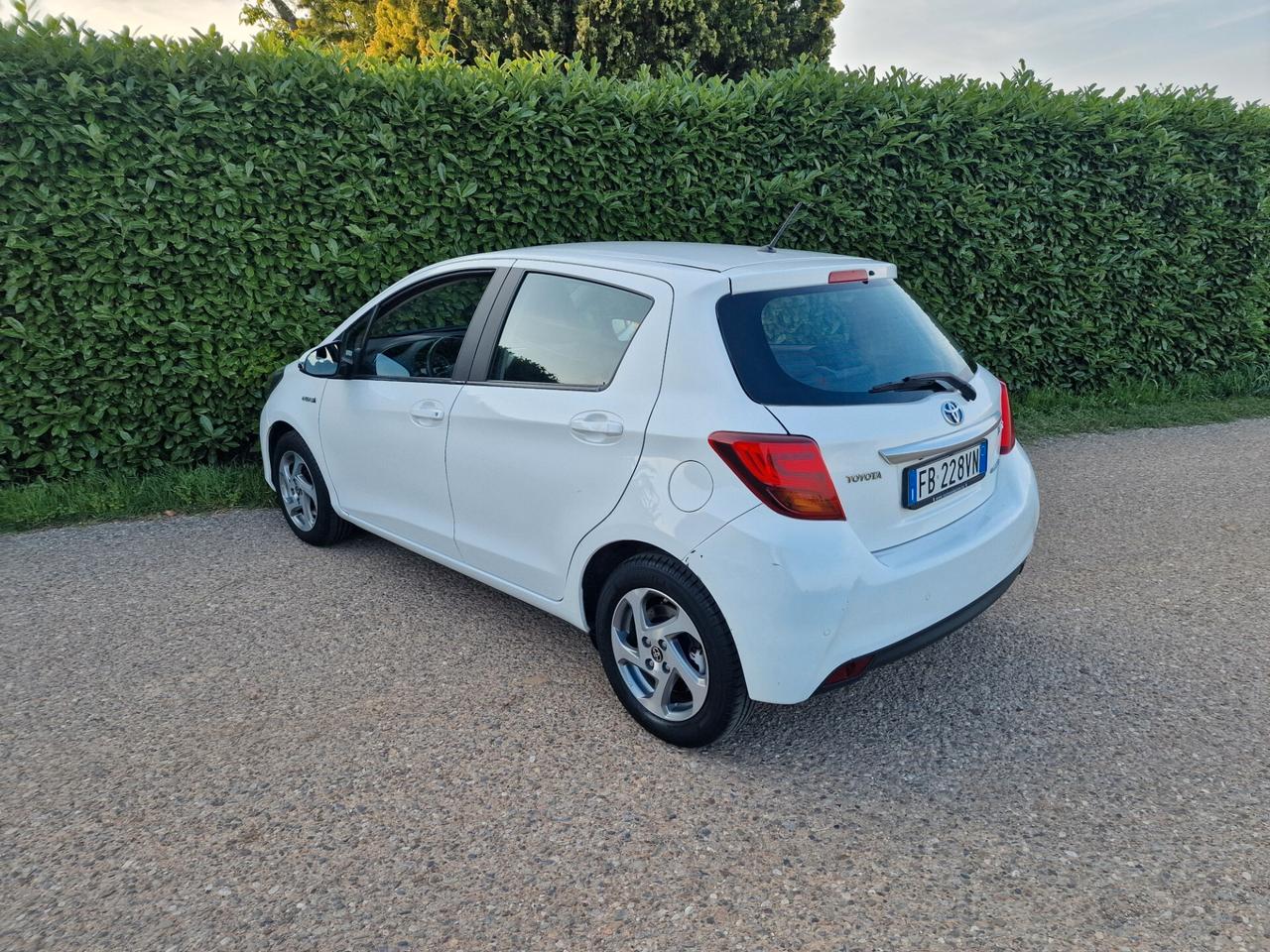 Toyota Yaris 1.5 Hybrid 5p