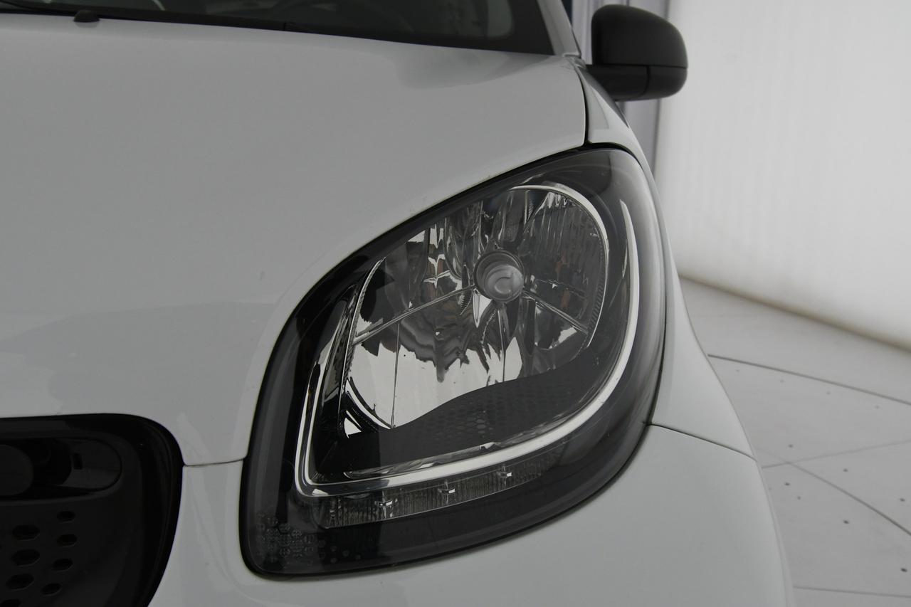 SMART Fortwo 1.0 Youngster 71cv twinamic my18 NEOPATENTATI