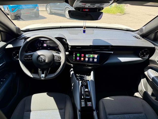 ALFA ROMEO Junior 1.2 136 CV Hybrid eDCT6