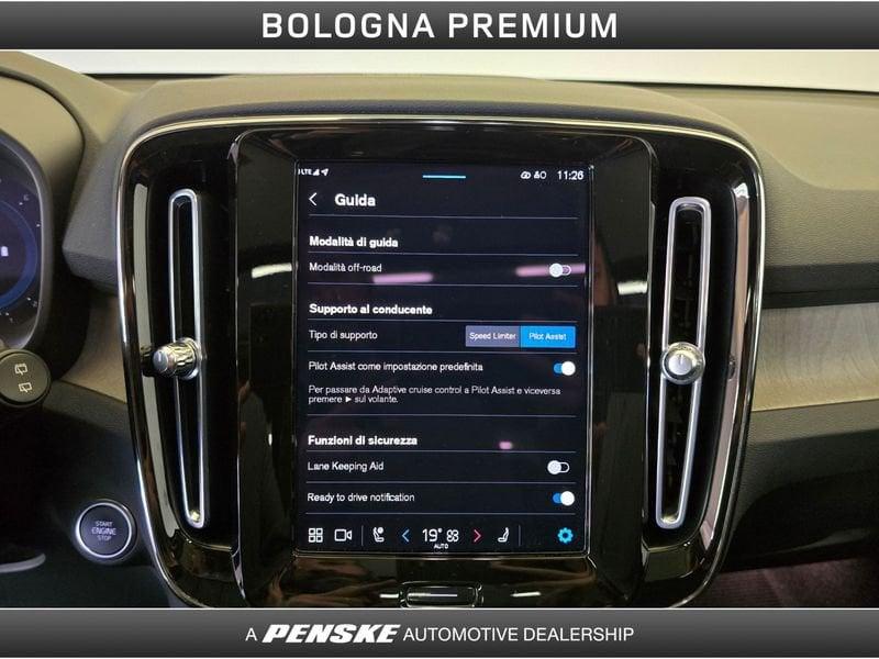 Volvo XC40 XC40 B4 AWD automatico Ultimate Dark
