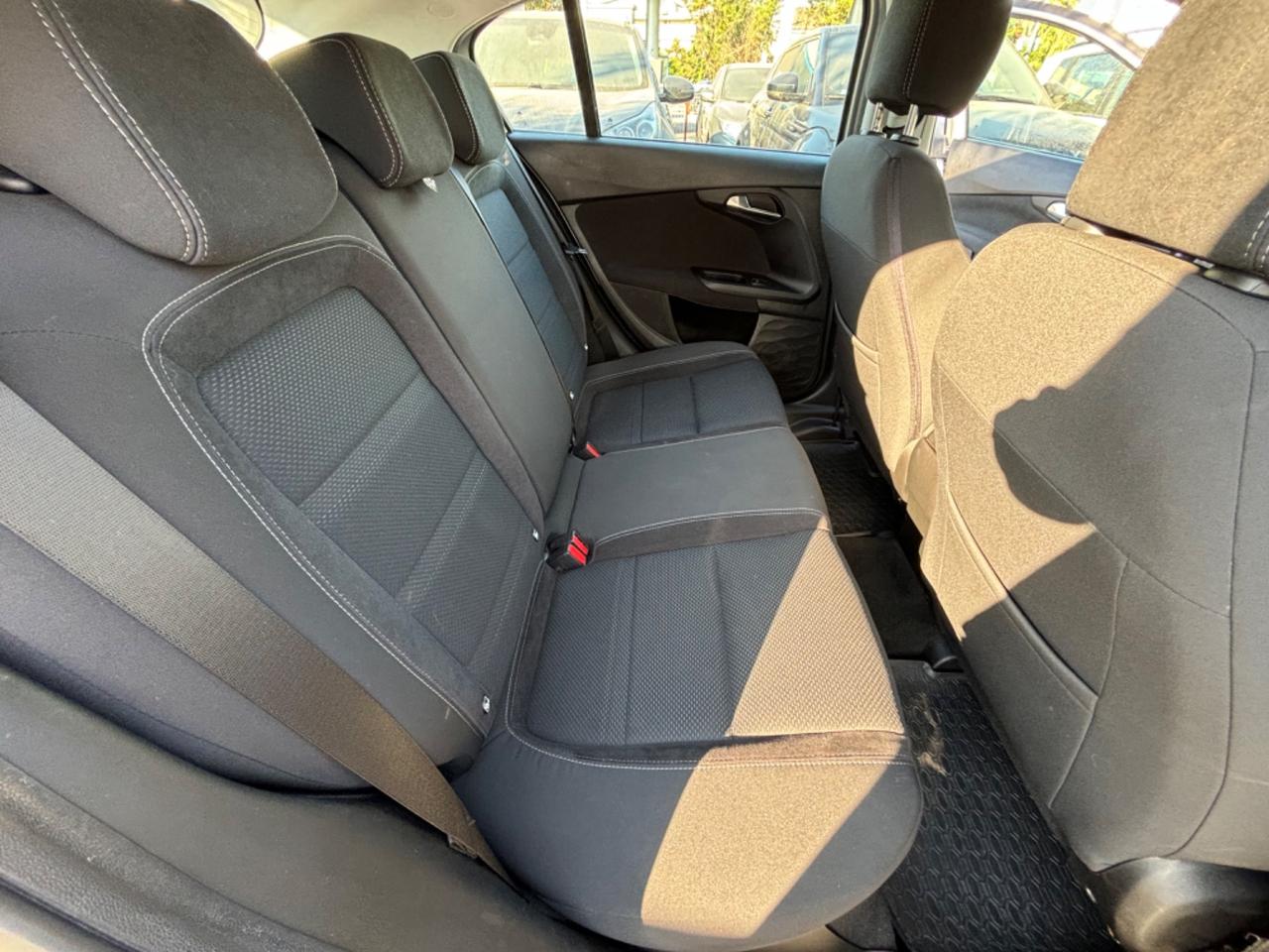 FIAT TIPO 1.4BENZ 5P LOUNGE U-CONNECT