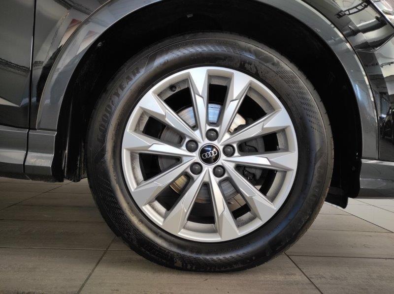 AUDI Q3 2ª serie - Q3 SPB 35 TDI quattro S tronic Business Plus